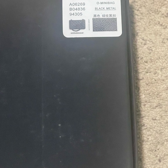 CHANEL Caviar Quilted Wallet On Chain - Picture 3 of 11